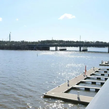 Spacious For 4 With Sauna Helsinki