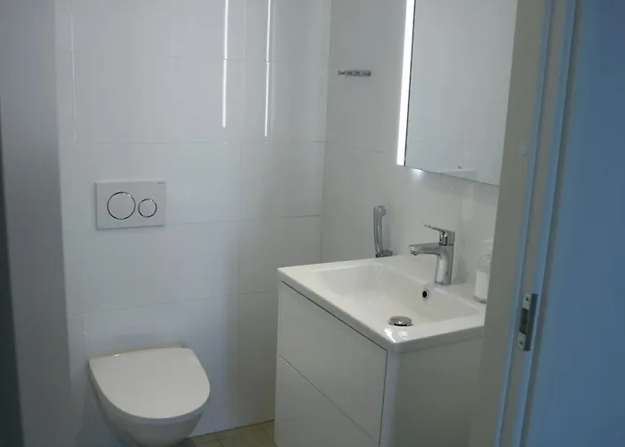 Spacious For 4 With Sauna