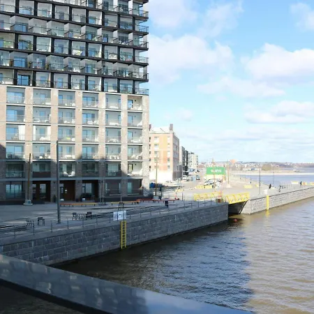 Spacious For 4 With Sauna Apartment *